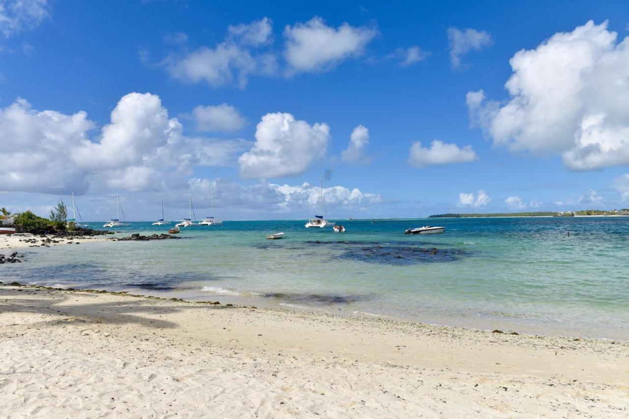 Turquoise Bay Beach Apartments Тру-д'-О-Дус Екстер'єр фото